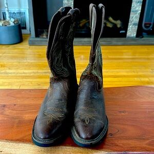 Justin Boots - Barely worn men’s “Justin” brand leather boots 10D